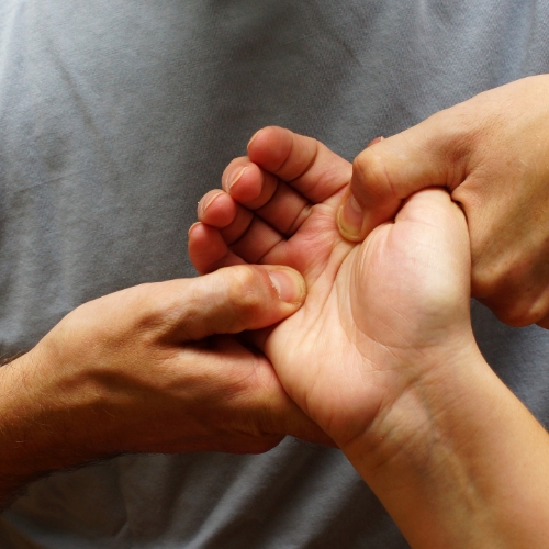Beyond-Limits-Physical-Therapy-Eagle-Mountain-UT-Hand-pain-relief